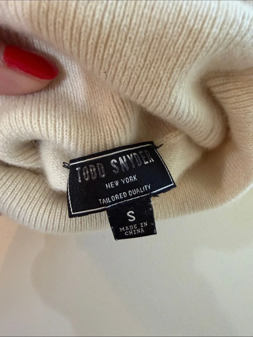 Todd Snyder Cream Turtleneck Sweater Sz S.  Box46